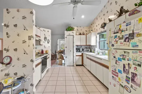 3180 Nw 6th Street Delray Beach FL 33445
