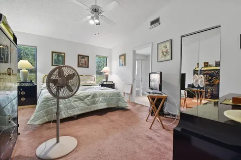 3180 Nw 6th Street Delray Beach FL 33445