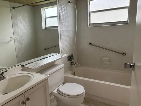 345 Brittany H Delray Beach FL 33446
