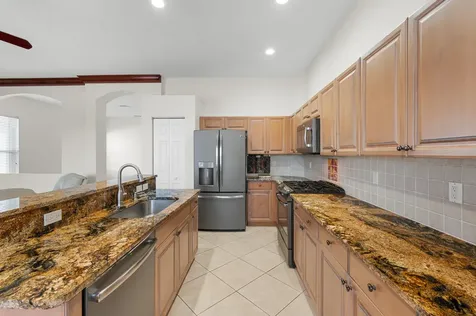 241 Nw Toscane Trail Port Saint Lucie FL 34986
