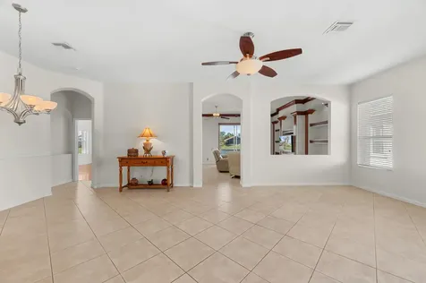 241 Nw Toscane Trail Port Saint Lucie FL 34986