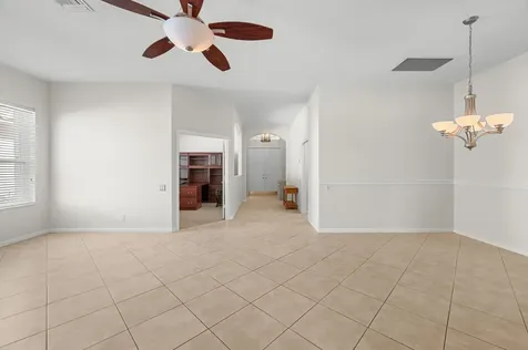 241 Nw Toscane Trail Port Saint Lucie FL 34986