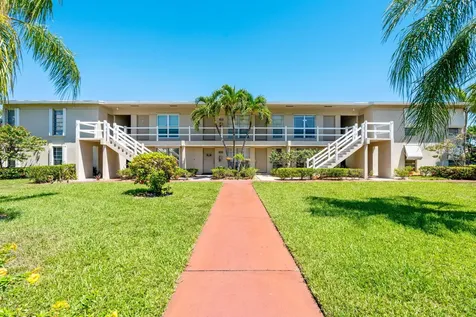 309 Circle 202 Drive Boynton Beach FL 33435