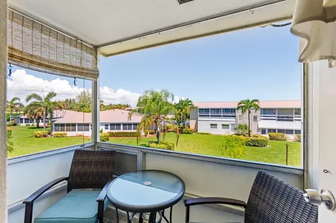 309 Circle 202 Drive Boynton Beach FL 33435