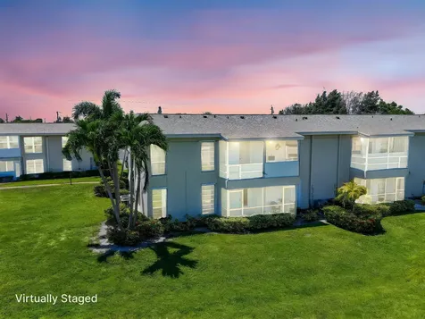 309 Circle 202 Drive Boynton Beach FL 33435