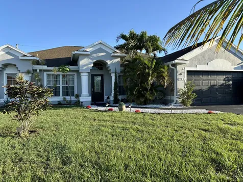981 Sw Mccomkle Avenue Port Saint Lucie FL 34953