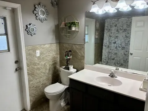 981 Sw Mccomkle Avenue Port Saint Lucie FL 34953