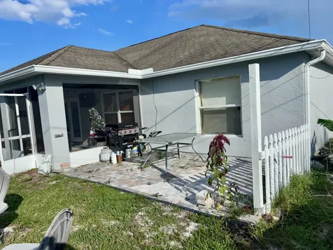 981 Sw Mccomkle Avenue Port Saint Lucie FL 34953
