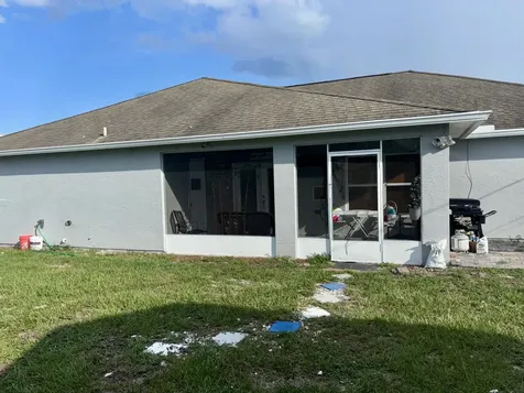 981 Sw Mccomkle Avenue Port Saint Lucie FL 34953