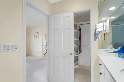 371 Wilma Circle Riviera Beach FL 33404