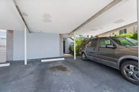 371 Wilma Circle Riviera Beach FL 33404