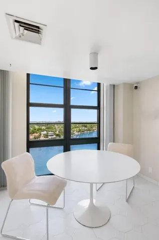 5500 Collins Avenue Miami Beach FL 33140