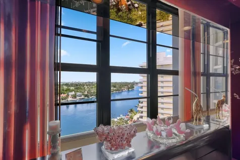 5500 Collins Avenue Miami Beach FL 33140