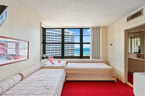 5500 Collins Avenue Miami Beach FL 33140