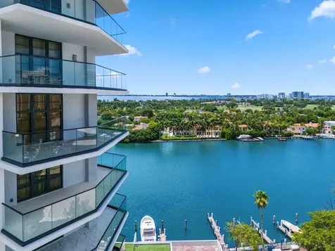 5500 Collins Avenue Miami Beach FL 33140