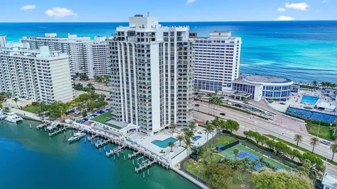 5500 Collins Avenue Miami Beach FL 33140