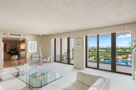 5500 Collins Avenue Miami Beach FL 33140