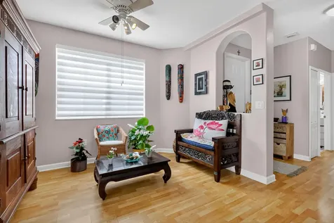 913 Sw 151 Place Miami FL 33194