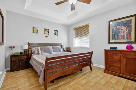 913 Sw 151 Place Miami FL 33194