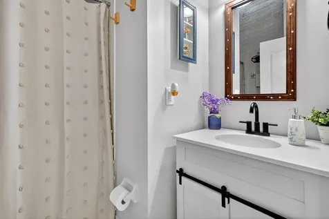 913 Sw 151 Place Miami FL 33194