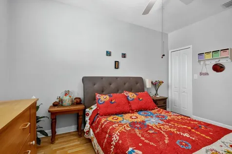 913 Sw 151 Place Miami FL 33194