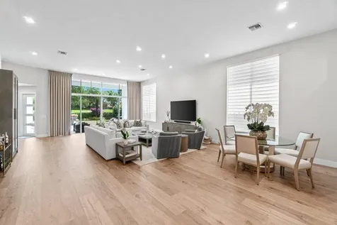 16100 Villa Vizcaya Place Delray Beach FL 33446
