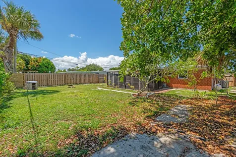 3852 Catalina Road Palm Beach Gardens FL 33410