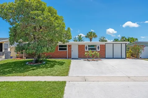 3852 Catalina Road Palm Beach Gardens FL 33410