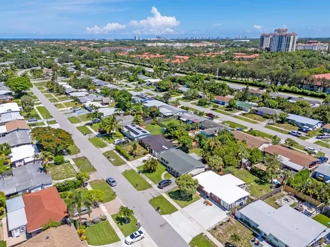 3852 Catalina Road Palm Beach Gardens FL 33410