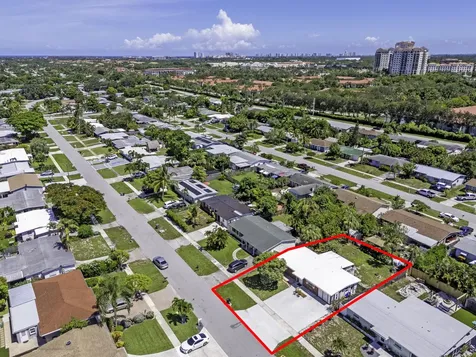 3852 Catalina Road Palm Beach Gardens FL 33410