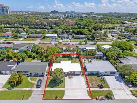 3852 Catalina Road Palm Beach Gardens FL 33410