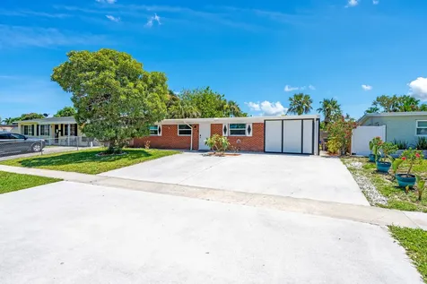 3852 Catalina Road Palm Beach Gardens FL 33410