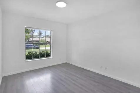 17634 Lake Park Road Boca Raton FL 33487
