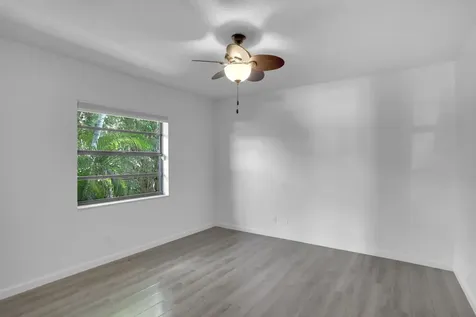 17634 Lake Park Road Boca Raton FL 33487