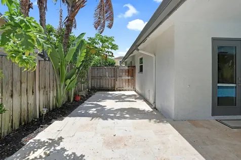 17634 Lake Park Road Boca Raton FL 33487