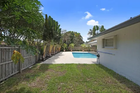17634 Lake Park Road Boca Raton FL 33487