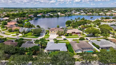17634 Lake Park Road Boca Raton FL 33487
