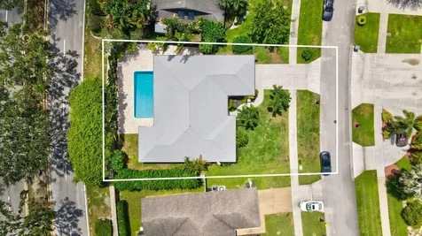 17634 Lake Park Road Boca Raton FL 33487