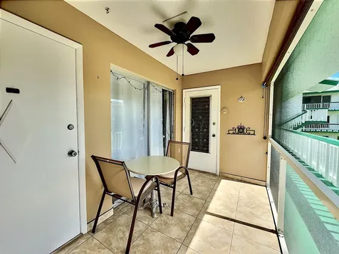 5300 Washington Street Hollywood FL 33021