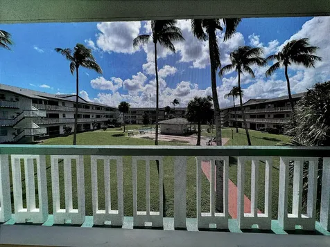 5300 Washington Street Hollywood FL 33021