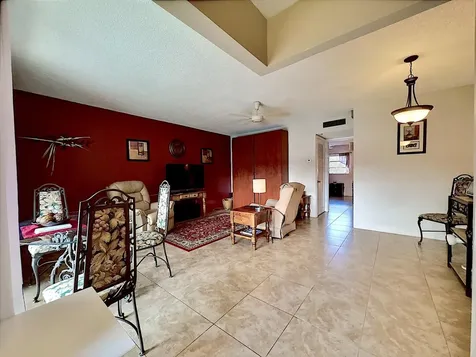 5300 Washington Street Hollywood FL 33021