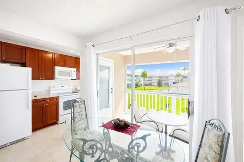 5300 Washington Street Hollywood FL 33021