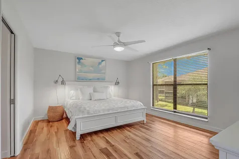 632 Brackenwood Cove Palm Beach Gardens FL 33418
