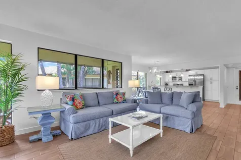 632 Brackenwood Cove Palm Beach Gardens FL 33418
