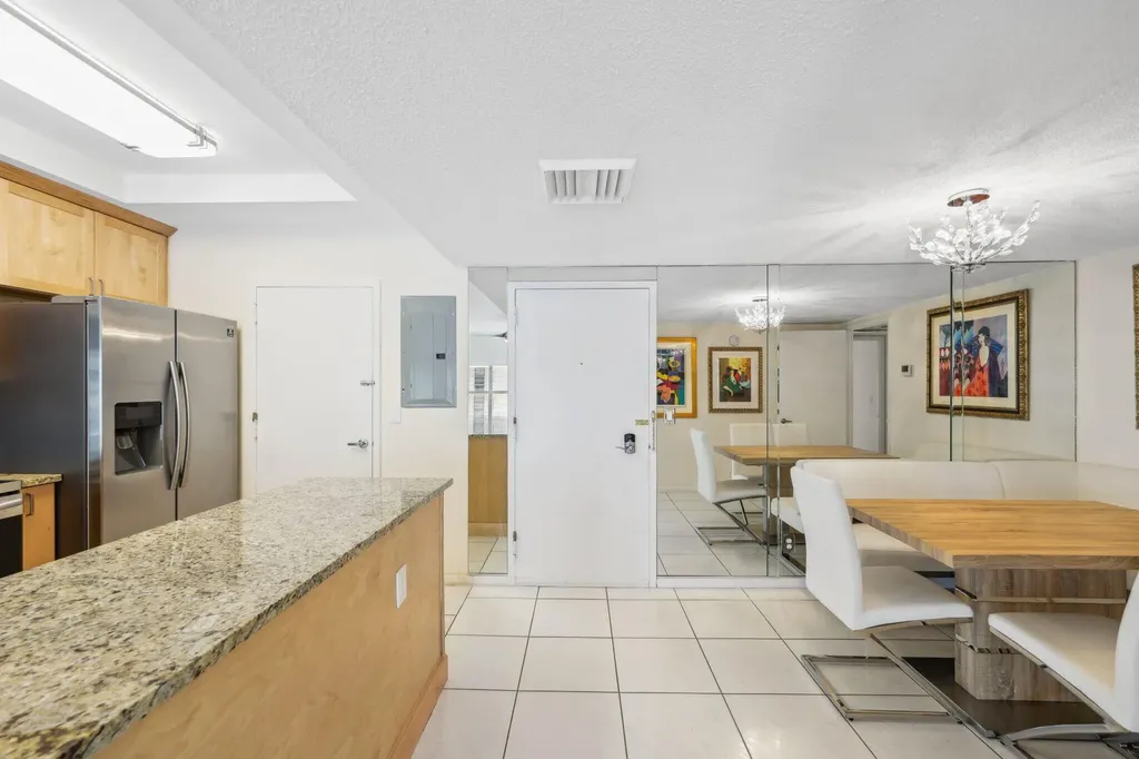 3230 S Ocean Boulevard Palm Beach FL 33480