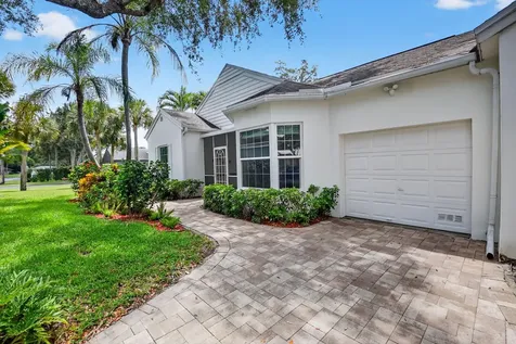 7632 Forest Green Lane Boynton Beach FL 33436