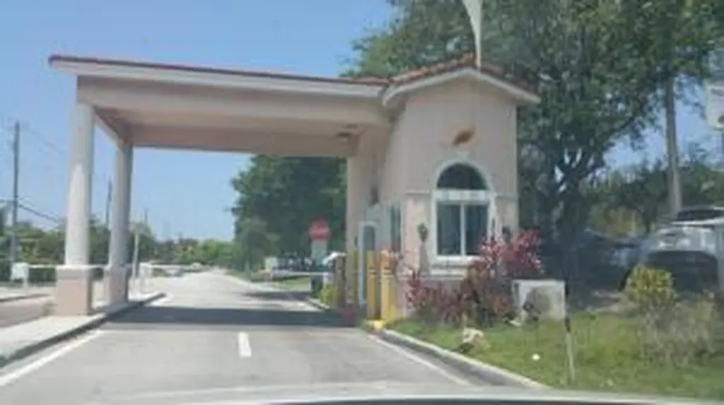 20400 NW 7th Avenue Miami Gardens FL 33169