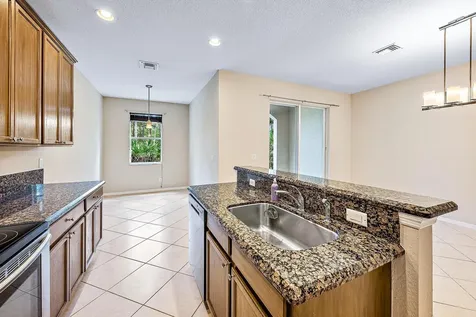 4981 Bonsai 105 Circle Palm Beach Gardens FL 33418