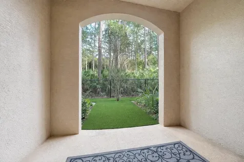 4981 Bonsai 105 Circle Palm Beach Gardens FL 33418