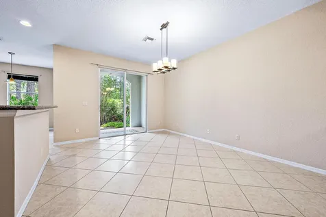 4981 Bonsai 105 Circle Palm Beach Gardens FL 33418